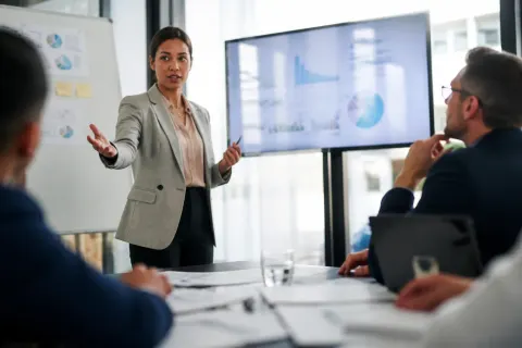 Financial analyst discussing the STRC market with strategies for liquidity improvements.