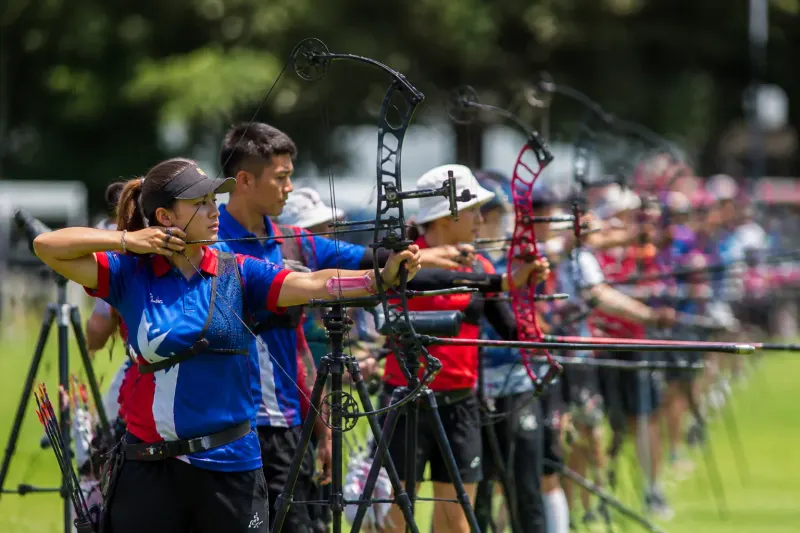 Archery event highlighting mixed compound team participation.